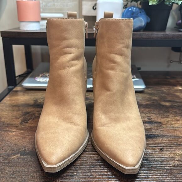 Universal Thread‎ Tan western Bootie size 8 - Picture 6 of 12